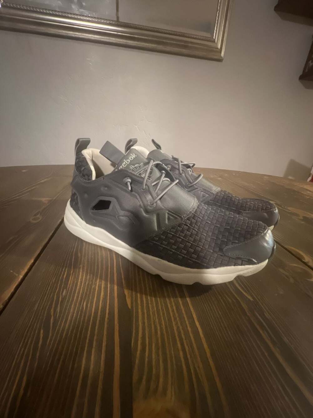 Reebok Furylite Woven Size 11 Gray Sneakers